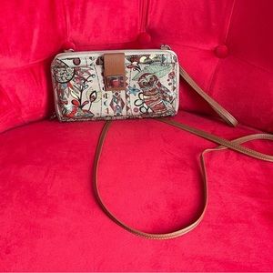 Sakroots artist circle smartphone crossbody